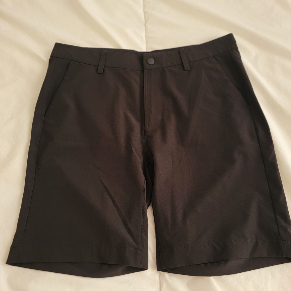 Cutter & Buck Golf Men's Charcoal Flat Front Shorts Size 32